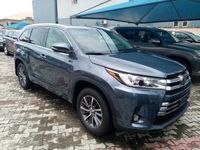DIRECT TOKUNBO TOYOTA HIGHLANDER, FOR SALE,AVAILABLE FOR SALE AUCTION PRICE if you are interested call or Whatsapp Alhaji Usman on 08143547390 Now for purchase, Price 10.500,000 NairaDOUBLE AIRBAG CHILLED FACTORY FITTED.ALOY RIM,AMERICAN SPECS AND CD PLAYERCUTE INTERIORCENTRAL LOCKPOWER CONTROL WINDOW